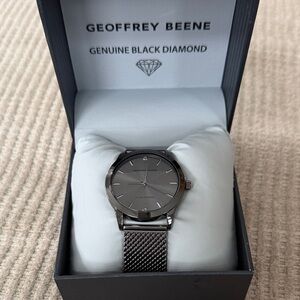 New Geoffrey Beene Silver Mesh Men's Watch